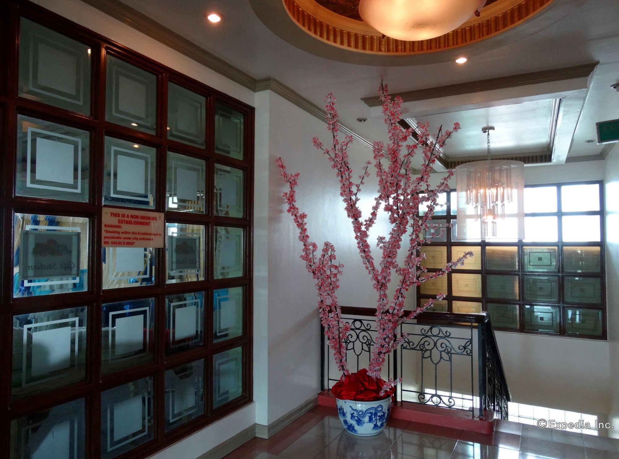Orange Grove Hotel Davao City Esterno foto