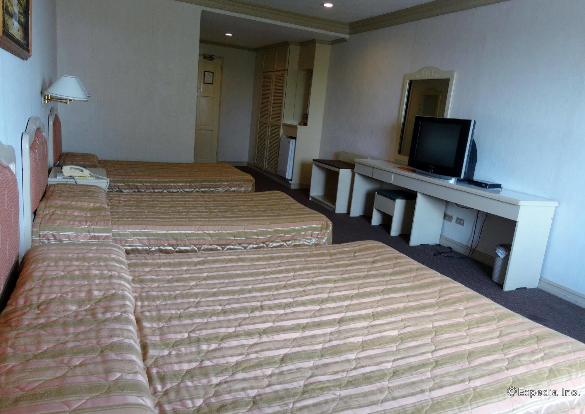 Orange Grove Hotel Davao City Esterno foto